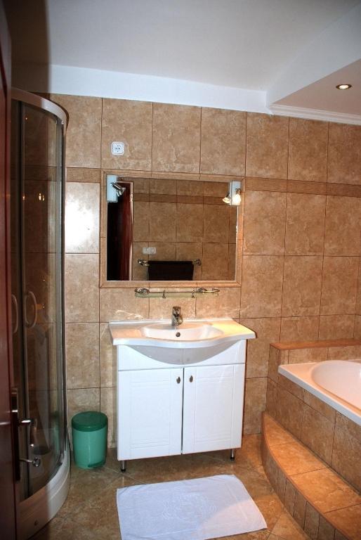 Janus Apartman Sárvár Szoba fotó