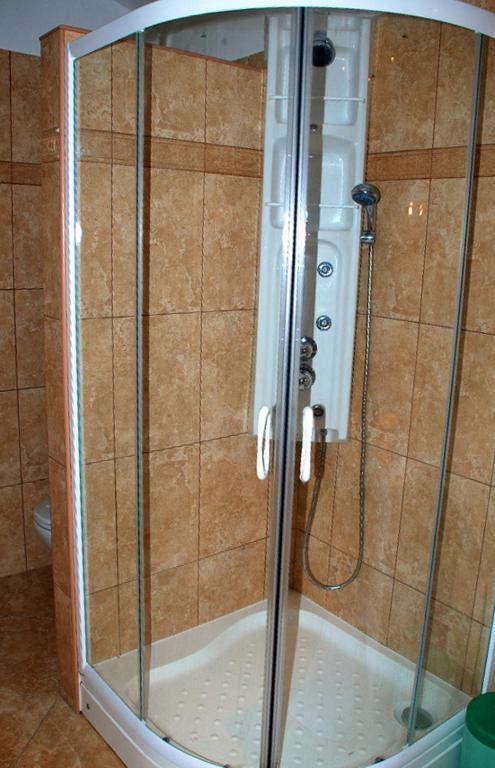 Janus Apartman Sárvár Szoba fotó