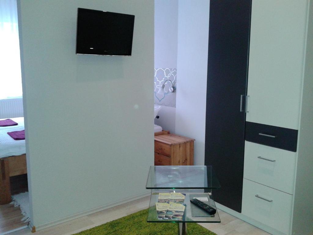 Janus Apartman Sárvár Szoba fotó